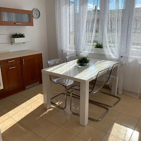 Halina コウォブジェク